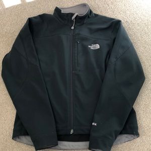 North Face Women’s Apex Risor Shell Jacket